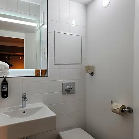 Ibis Budget Saint Germain Hotel 2*