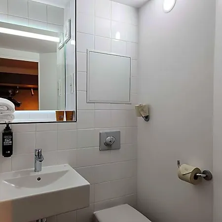 Ibis Budget Saint Germain Hotel 2*